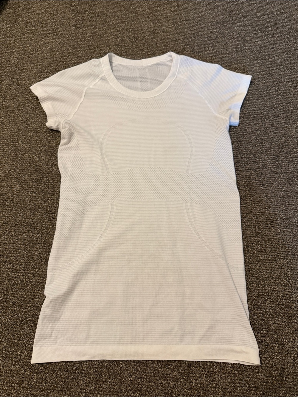 lululemon athletica White Short Sleeve Seamless Performance Tee